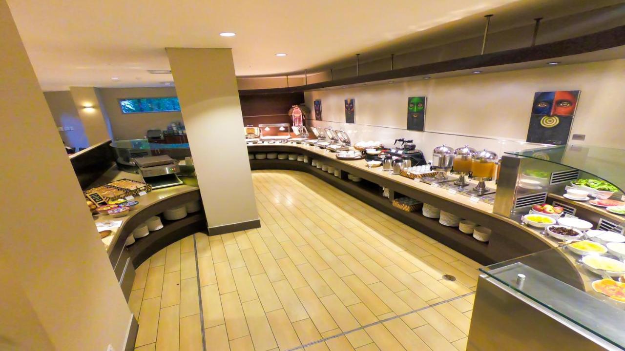 Holiday Inn & Suites Port Moresby By Ihg Eksteriør bilde