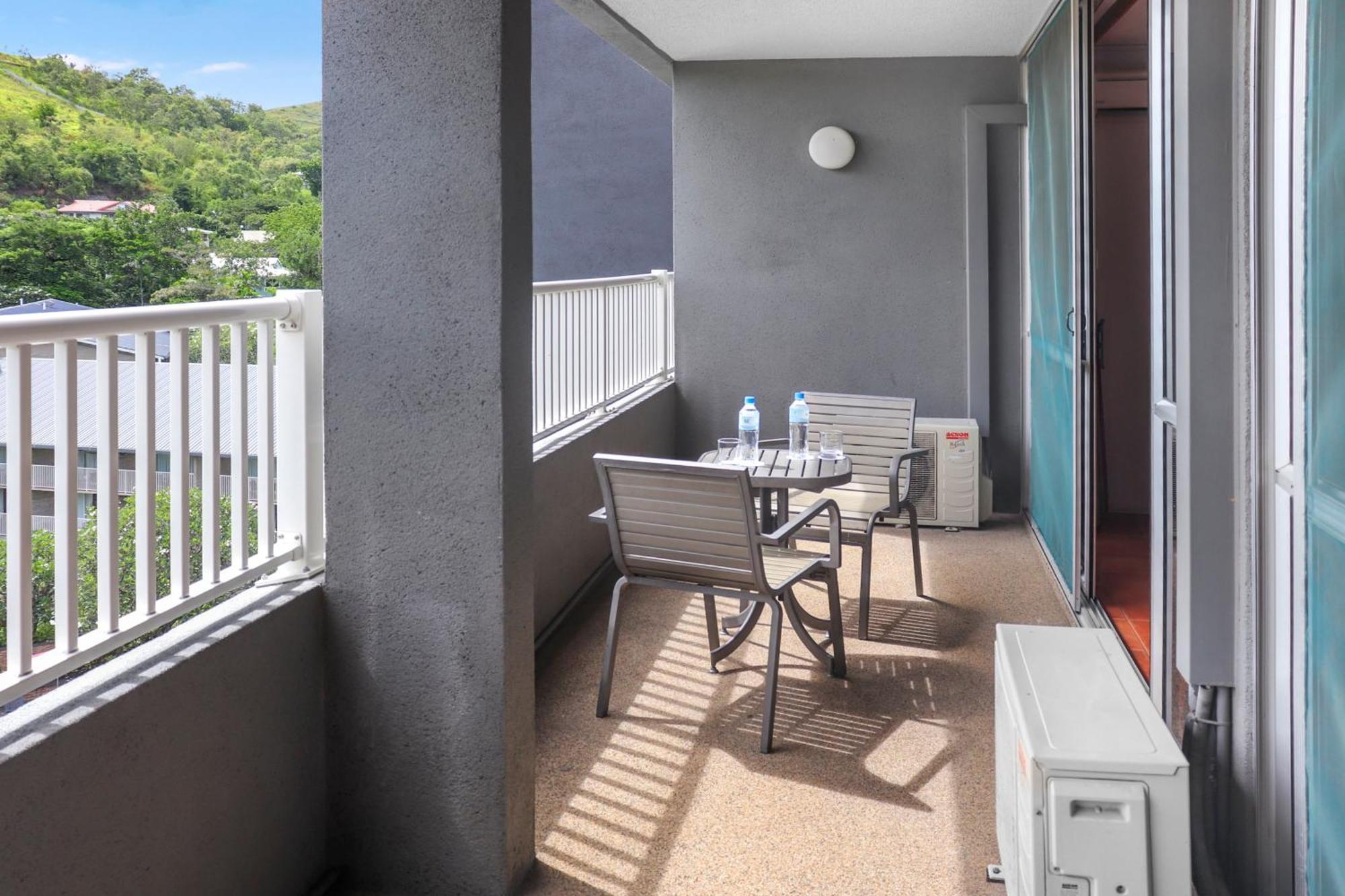 Holiday Inn & Suites Port Moresby By Ihg Eksteriør bilde