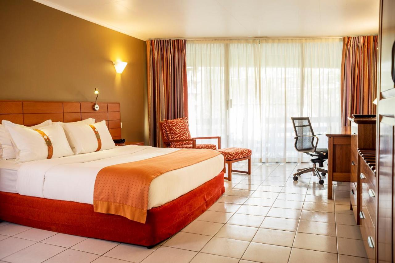 Holiday Inn & Suites Port Moresby By Ihg Eksteriør bilde
